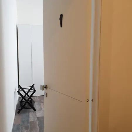 招待所 Beautiful Dream